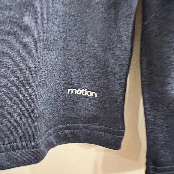Motion 1/4 zip pullover - Picture 3 of 4